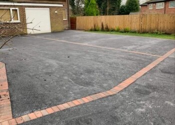 Tarmac Contractors In Oldfield Brow