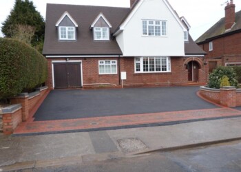 Tarmac Contractors In Oldfield Brow