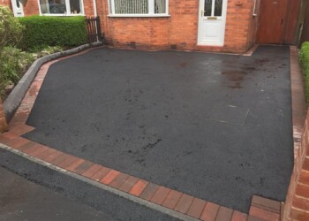 Tarmac Contractors In Oldfield Brow
